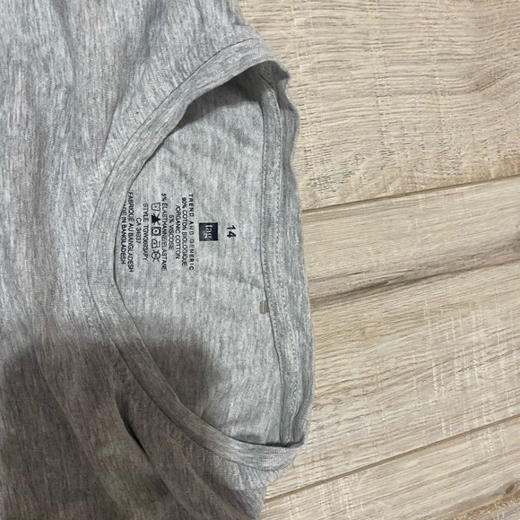 Shirt sleeve kids for girls size 14 (XL) - Picture 3 of 4